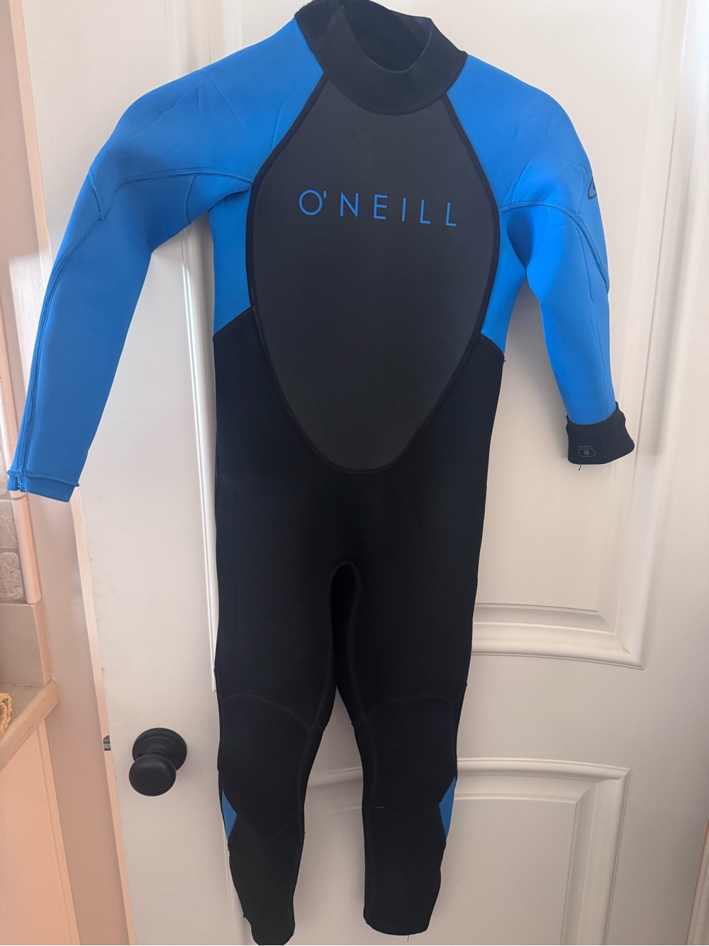 Kids size 8 O'NEILL Blue & Black Full Wetsuit